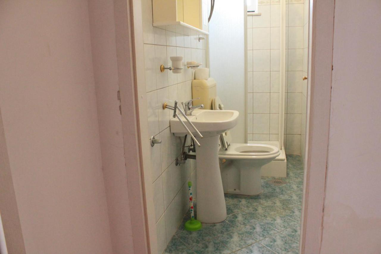 Apartment Blue Sea Дуги Рат Екстериор снимка