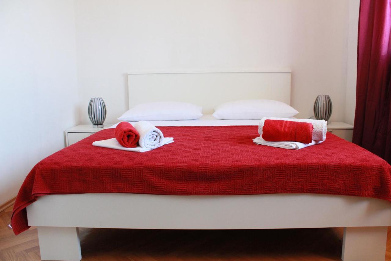 Apartment Blue Sea Дуги Рат Екстериор снимка
